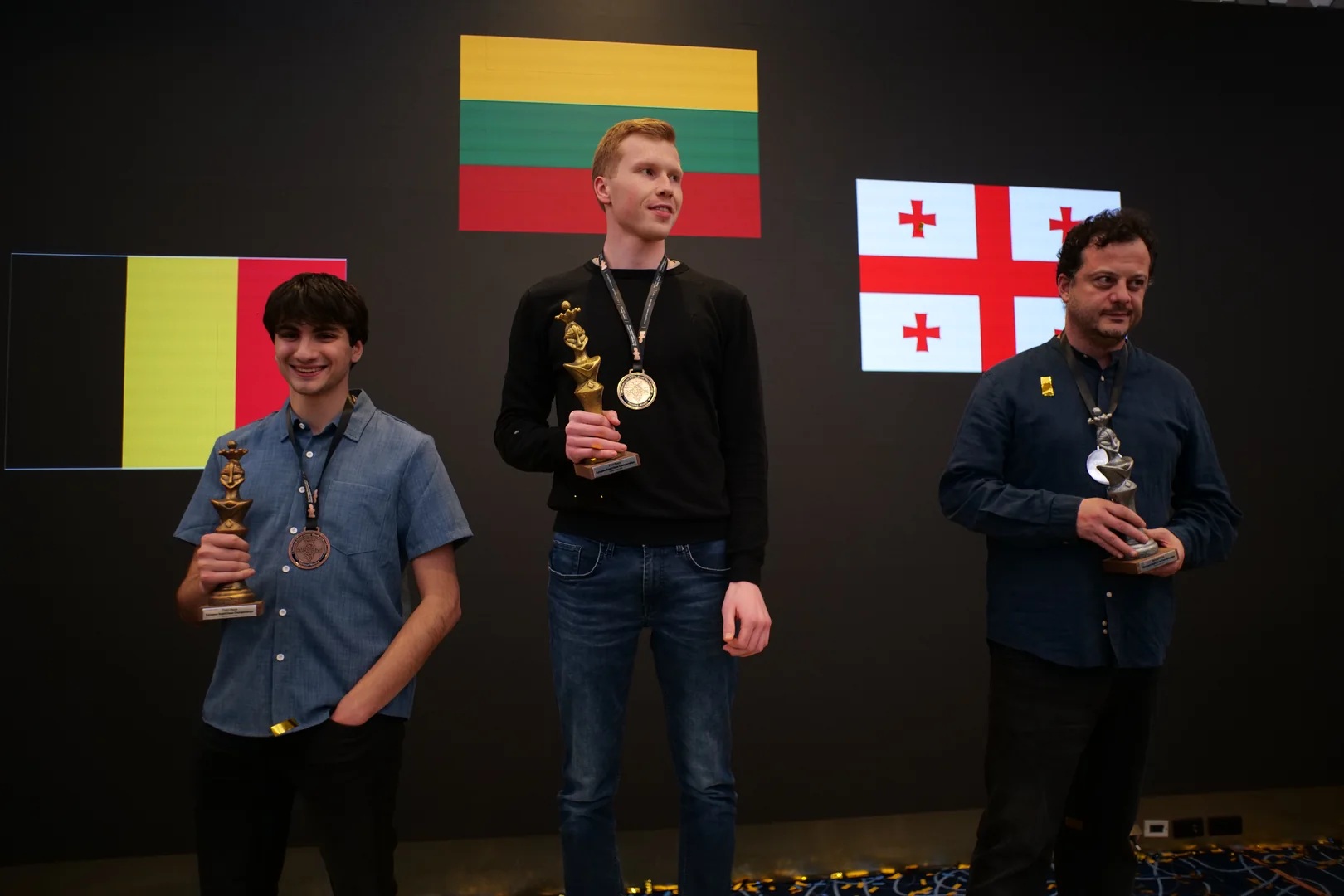 Паулюс Пултіневичюс на п'єдесталі пошани