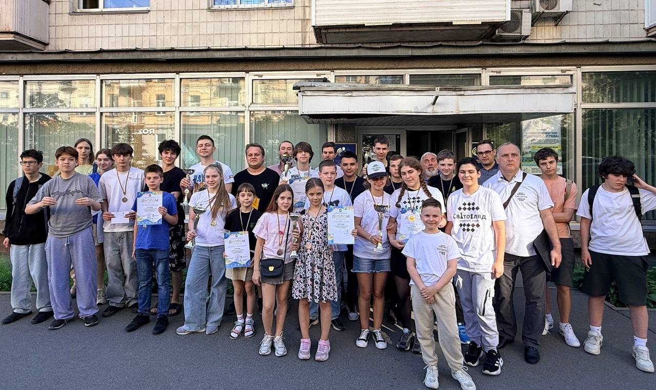Учасники чемпіонату