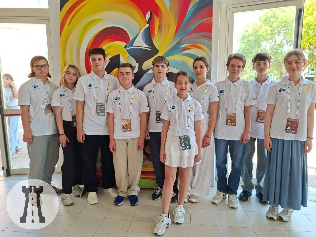 Представники України