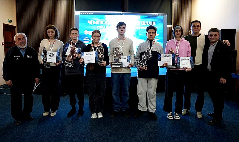 Призери чемпіонату