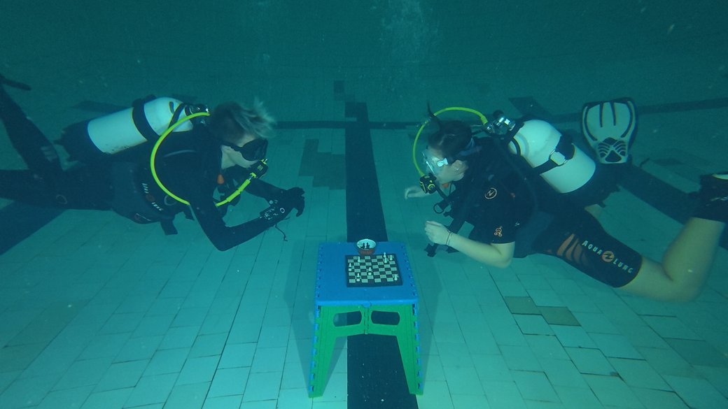 Шахи під водою